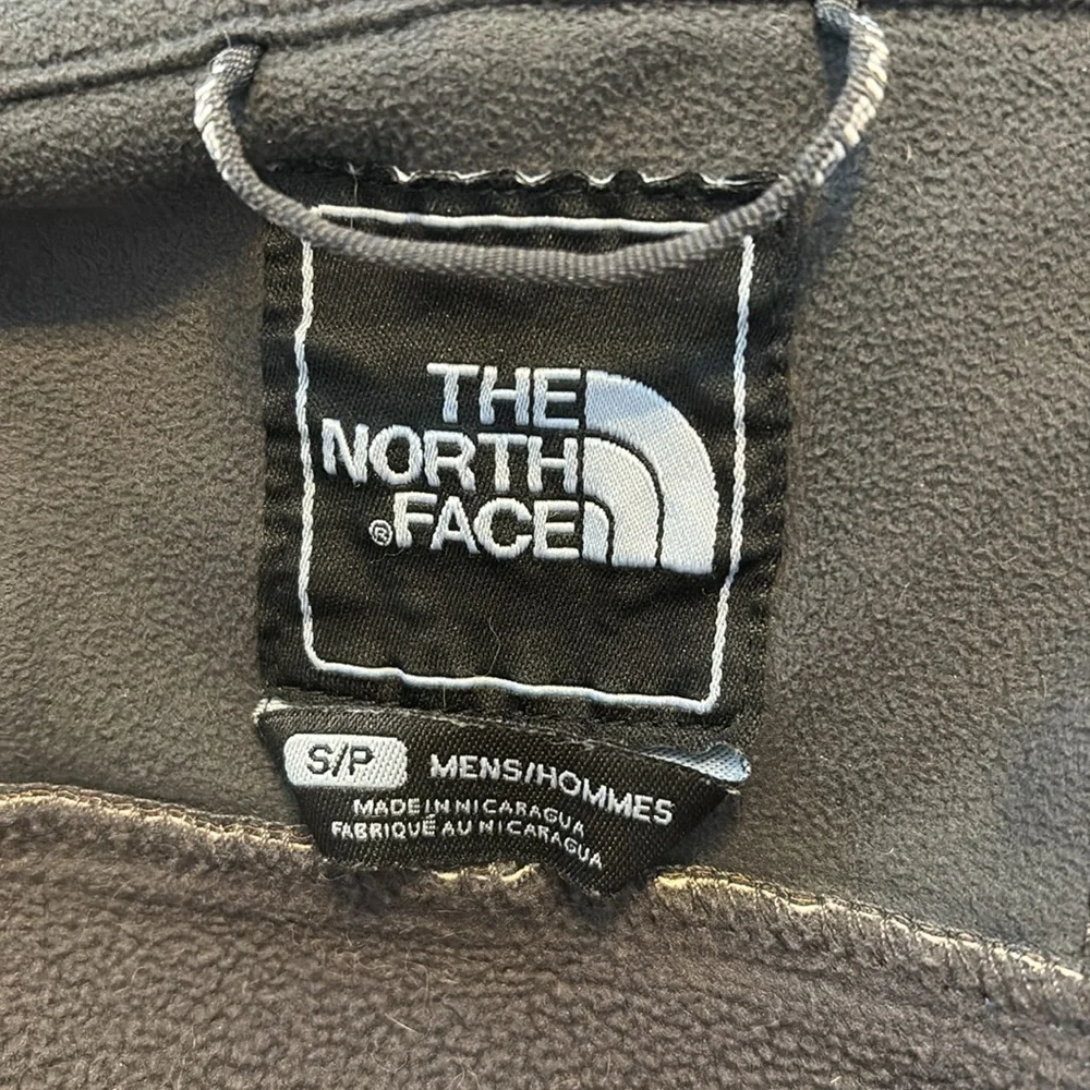Good Condition - The North Face Softshell Jacket - white/grey - Mens Small - Picture 7 of 9